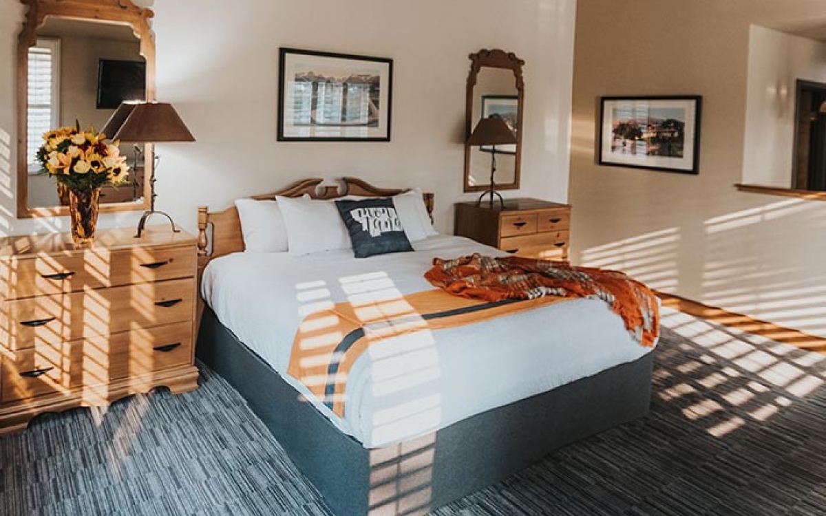 Grouse-Corner-Suite-Sunbeam