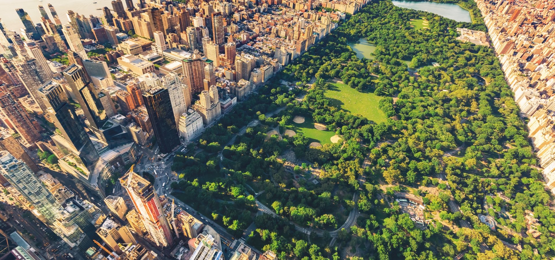 Aerial view of Manhattan looking north up Central Park