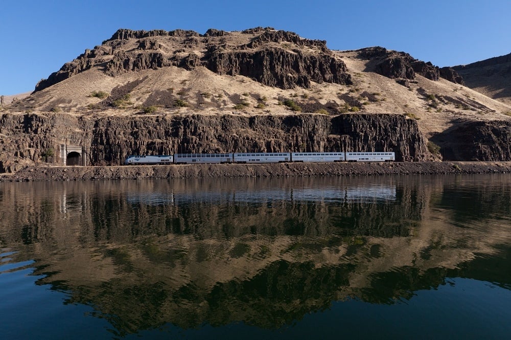 Empire Builder - Columbia River - Portland